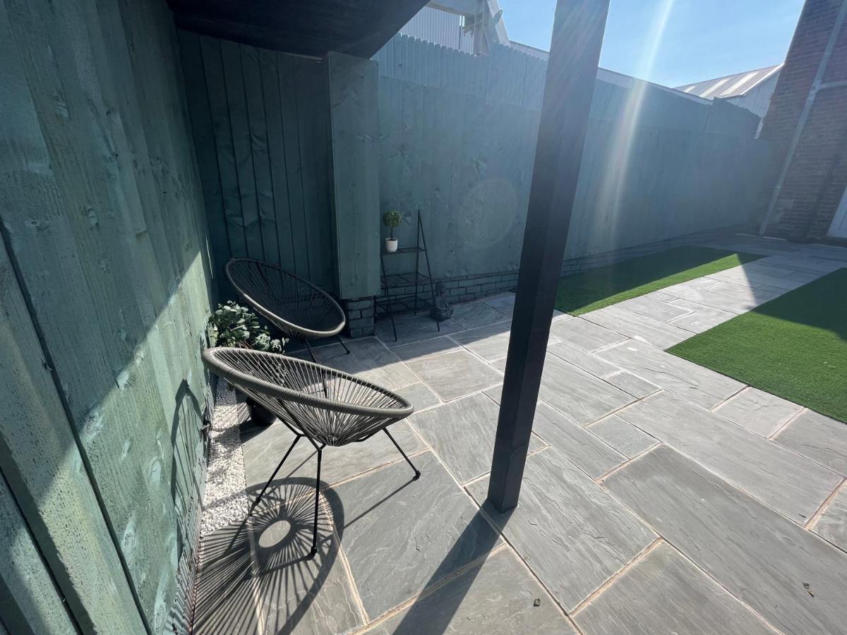 فيلا Hilton House بارنسلي المظهر الخارجي الصورة