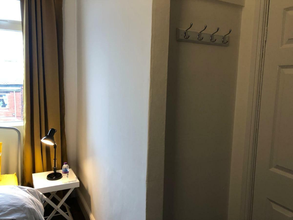 فيلا Hilton House بارنسلي المظهر الخارجي الصورة